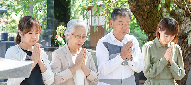 名古屋市で創業五十四年。石材匠実乃」の各務原市店は、墓石やお墓、記念碑の製作を通して、長年にわたり地域の皆様との信頼を、築き上げてきました。